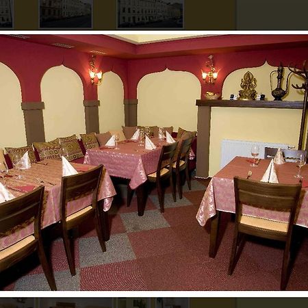 Hotel Satyam Brno Luaran gambar