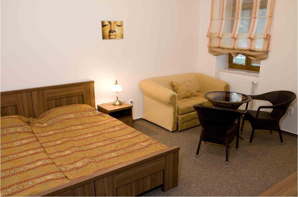 Hotel Satyam Brno Luaran gambar